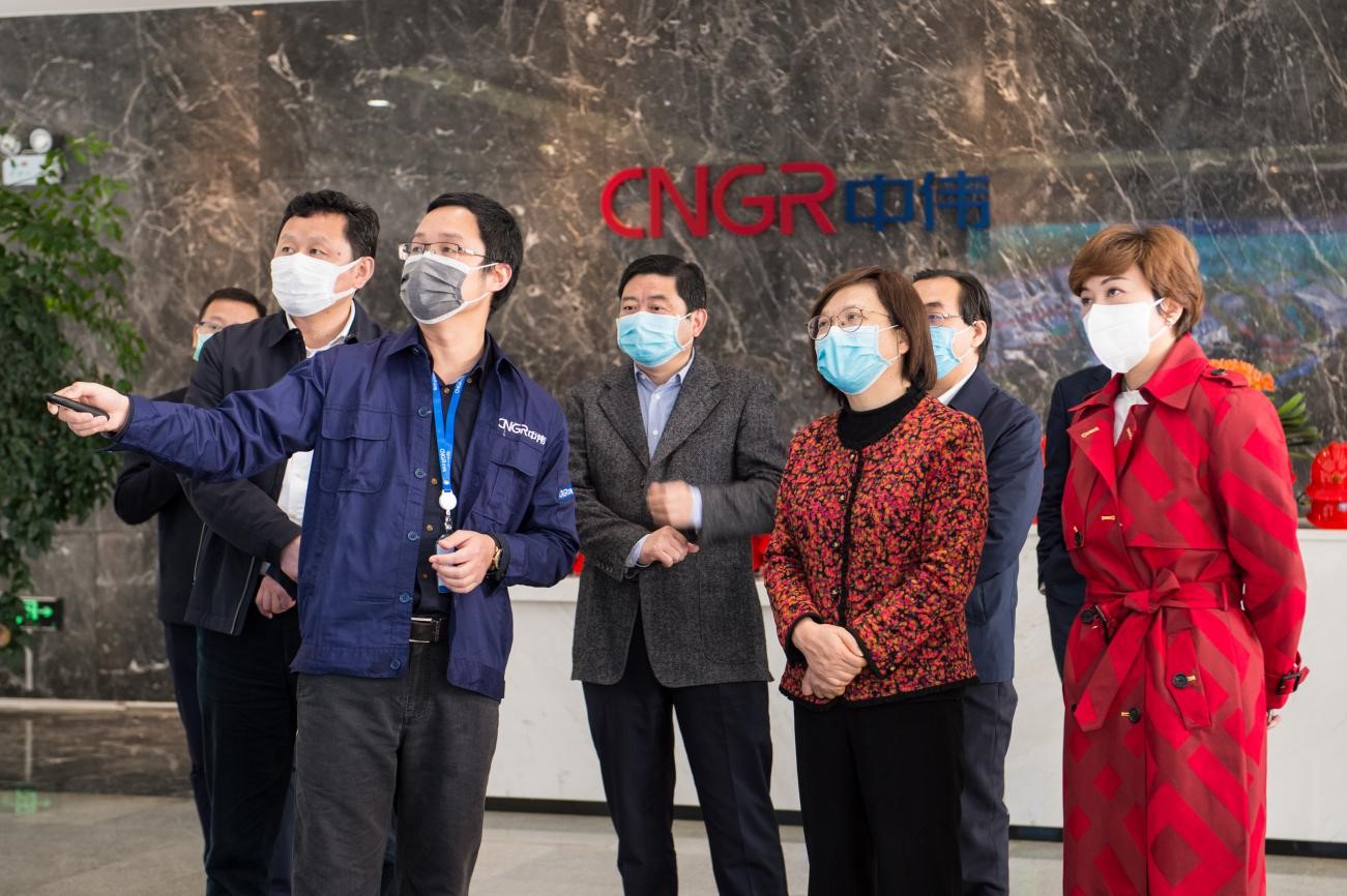 湖南省委常委、常务副省长谢建辉赴BJL平台集团视察复工复产事情