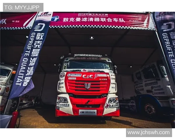 开挂车的足球明星们如何在赛场内外展现个人魅力与风采